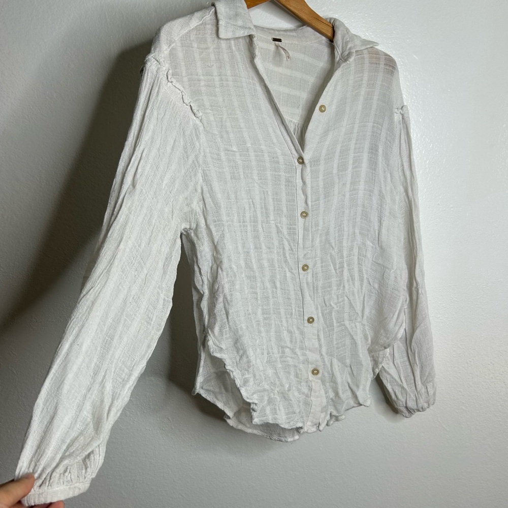 Free People White Loose Lighweight Cotton Rayon Button Down Blouse Size M - Picture 4 of 13